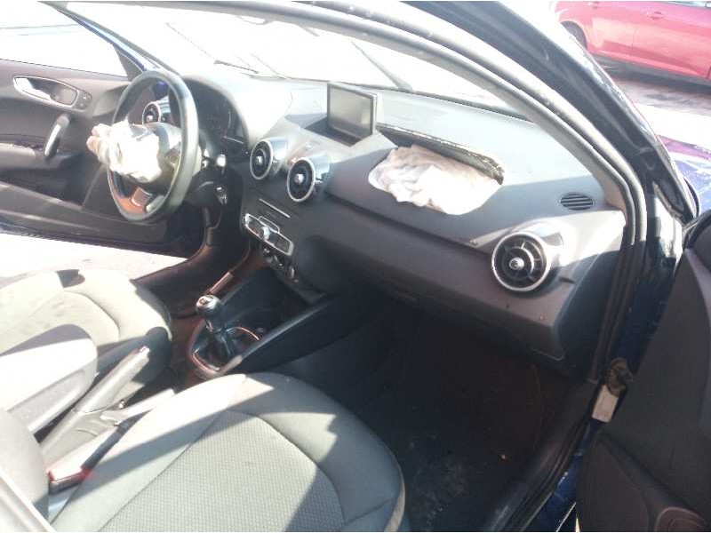 audi a1 sportback (8xf) del año 2015