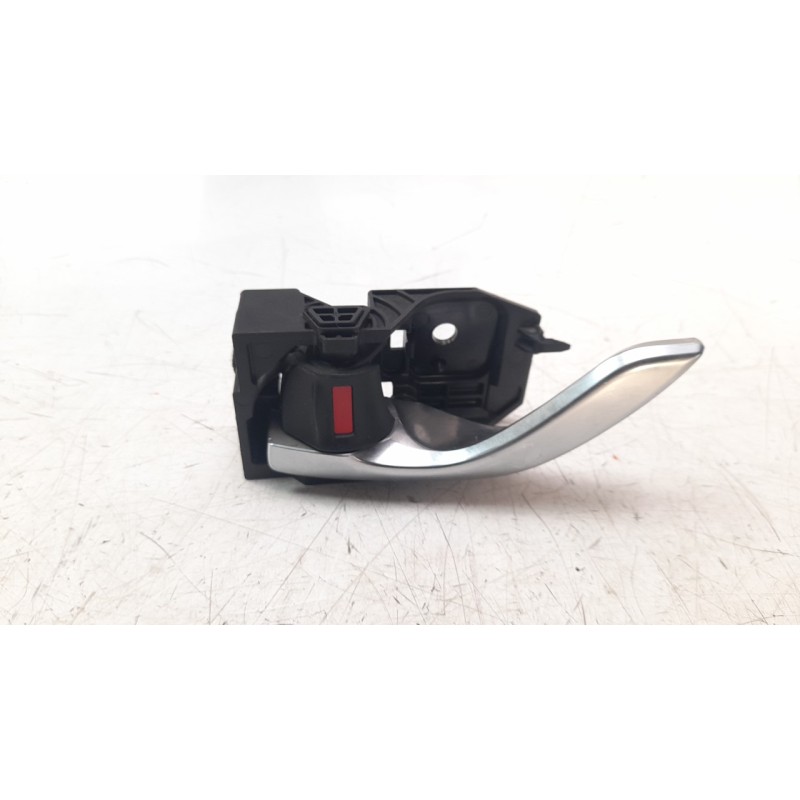 Recambio de maneta interior trasera izquierda para mazda cx-5 2.2 turbodiesel cat referencia OEM IAM T8315KD53  