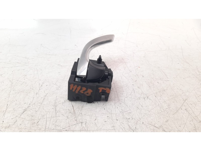 Recambio de maneta interior trasera izquierda para mazda cx-5 2.2 turbodiesel cat referencia OEM IAM T8315KD53  