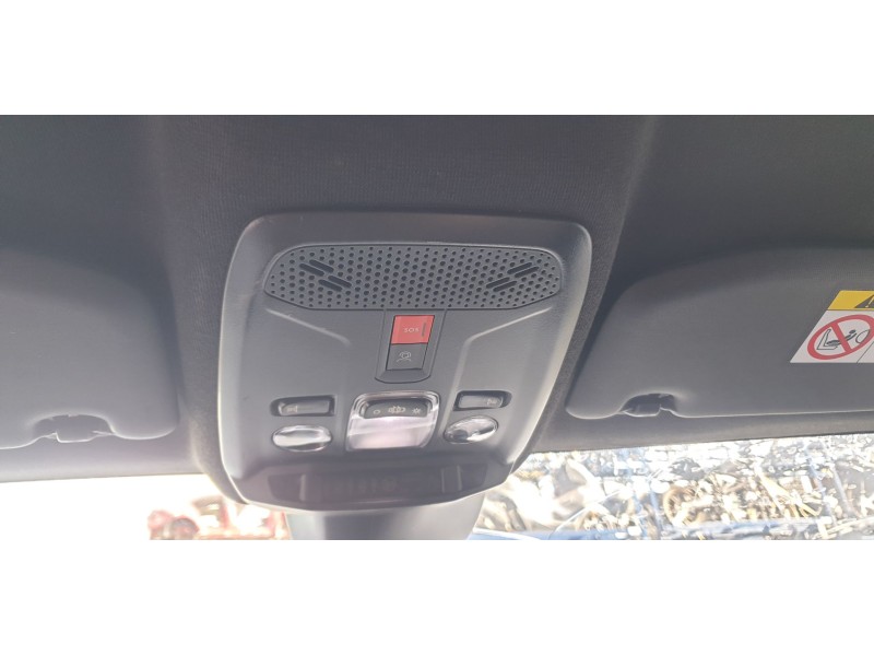 Recambio de luz interior para opel corsa f gs referencia OEM IAM 96781445ZD  