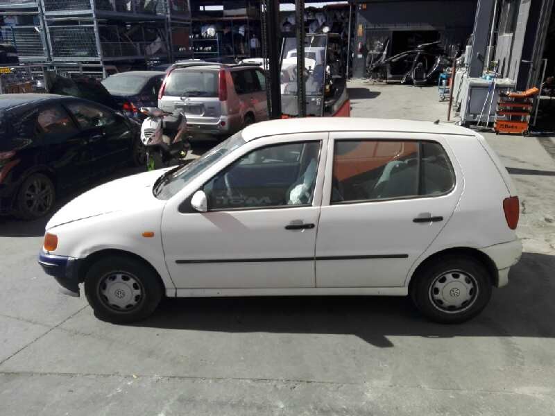volkswagen polo berlina (6n1) del año 1996