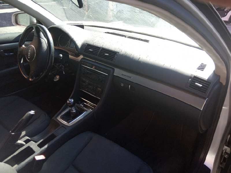 audi a4 berlina (8e) del año 2001