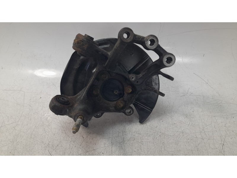 Recambio de mangueta trasera derecha para mazda cx-5 2.2 turbodiesel cat referencia OEM IAM K0702611X  