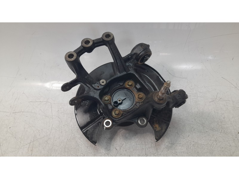 Recambio de mangueta trasera izquierda para mazda cx-5 2.2 turbodiesel cat referencia OEM IAM K0702612X  