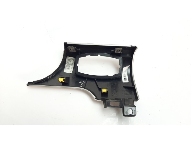 Recambio de moldura para ford mustang 5.0 ti-vct v8 cat referencia OEM IAM FR3B13D168CHS  