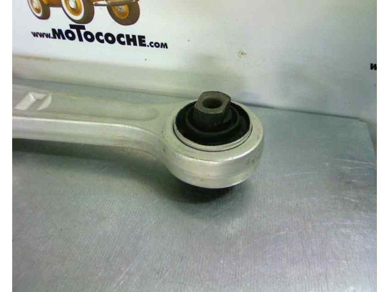 Recambio de brazo suspension inferior delantero derecho para audi a4 berlina (8e) referencia OEM IAM 8E0407155E 31720 