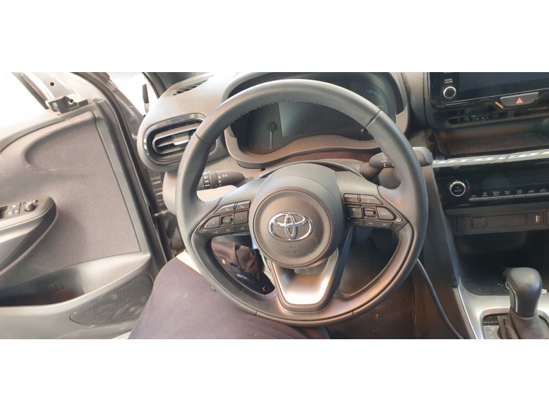 Recambio de columna direccion para toyota yaris cross hybrid fwd style referencia OEM IAM 4520A0D620  