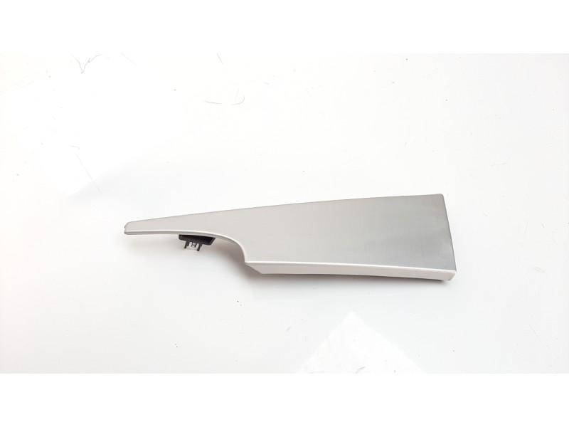 Recambio de moldura para ford mustang 5.0 ti-vct v8 cat referencia OEM IAM FR3B63044B78  