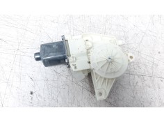MOTOR ELEVALUNAS DELANTERO DERECHO A2469065200 