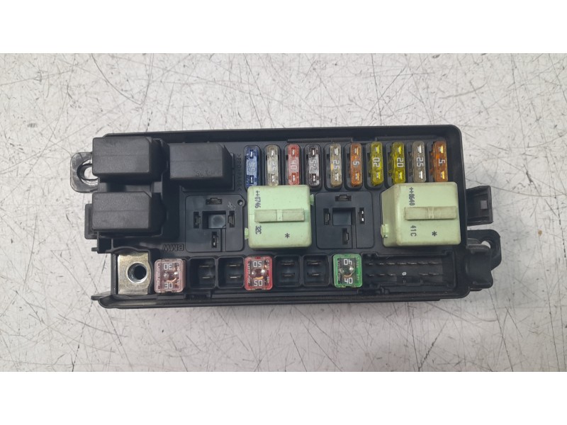 Recambio de caja reles / fusibles para mini clubman (r55) 1.6 16v cat referencia OEM IAM 344950402 17236010 