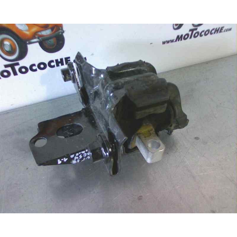 Recambio de soporte motor izquierdo para seat ibiza (6l1) junior referencia OEM IAM 6Q0199555T  7054