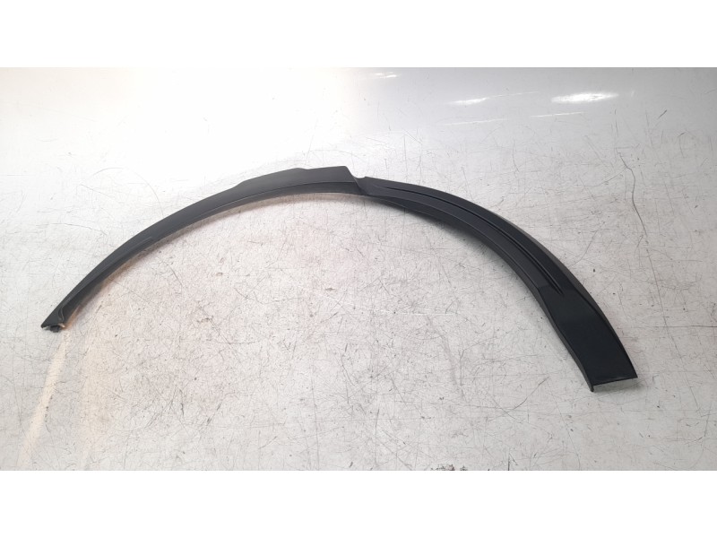 Recambio de aletin trasero derecho para land rover evoque 2.2 sd4 cat referencia OEM IAM BJ32290E22  