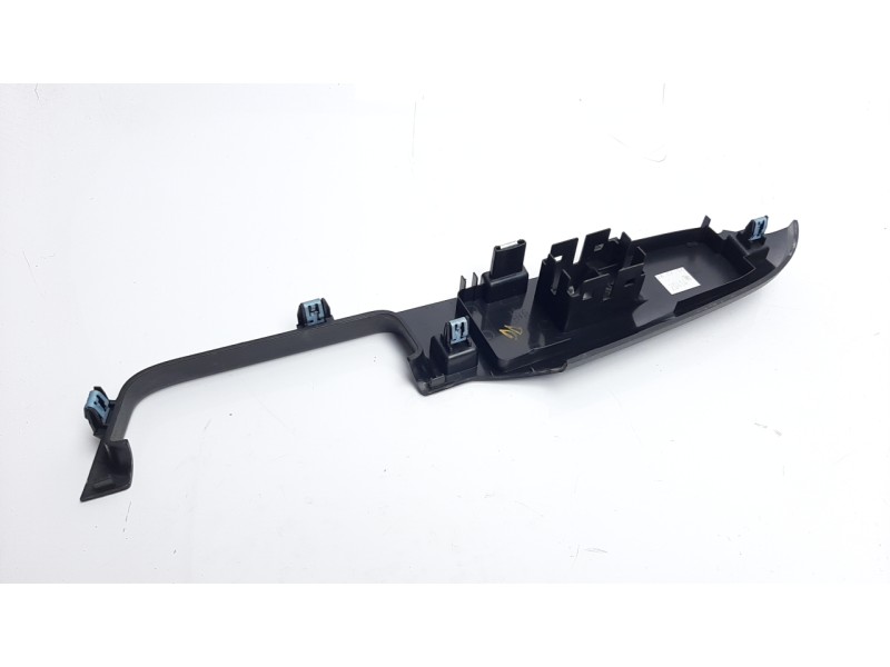 Recambio de moldura para ford mustang 5.0 ti-vct v8 cat referencia OEM IAM FR3B14528A  