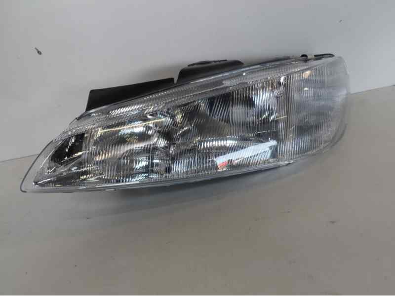Recambio de faro izquierdo para peugeot 406 berlina (s1/s2) referencia OEM IAM 6204N0 10117161002 PG0574924