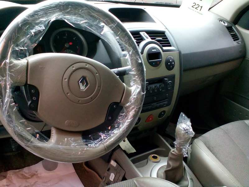 renault megane ii coupe/cabrio del año 2004