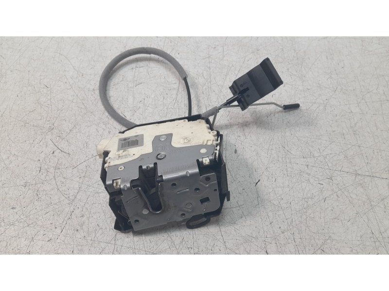 Recambio de cerradura puerta delantera derecha para mini clubman (r55) 1.6 16v cat referencia OEM IAM 51212752596  