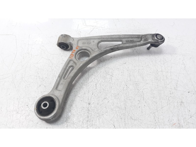 Recambio de brazo suspension inferior delantero izquierdo para hyundai ioniq referencia OEM IAM 54500G2100  