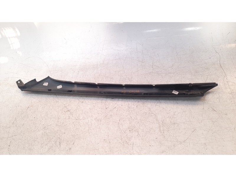 Recambio de moldura para land rover evoque 2.2 sd4 cat referencia OEM IAM BJ32025A53AD  