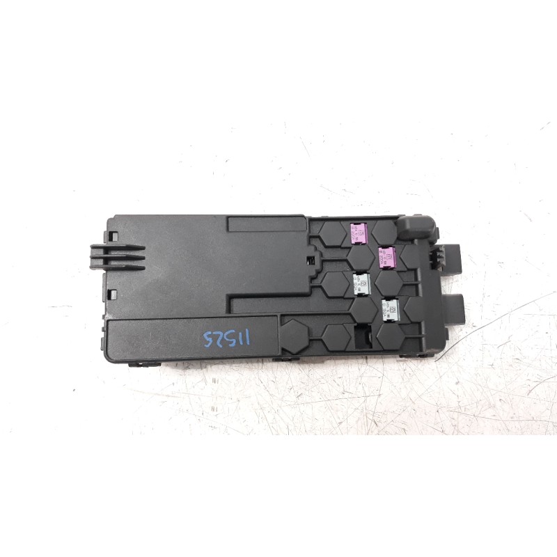 Recambio de caja reles / fusibles para mercedes-benz clase e (w211) berlina 2.6 cat referencia OEM IAM A2115452301  