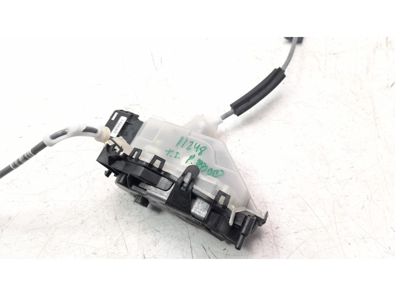 Recambio de cerradura puerta trasera izquierda para peugeot 2008 (p1) 1.2 puretech referencia OEM IAM 9844443280  