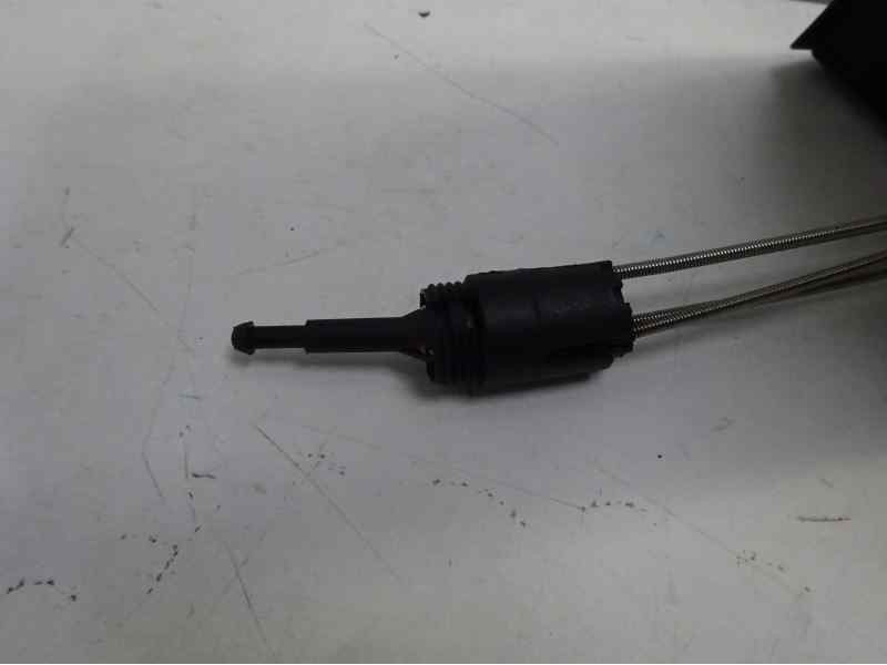 Recambio de retrovisor derecho para ford focus berlina (cap) referencia OEM IAM 1373380 1051036011 FD4247113
