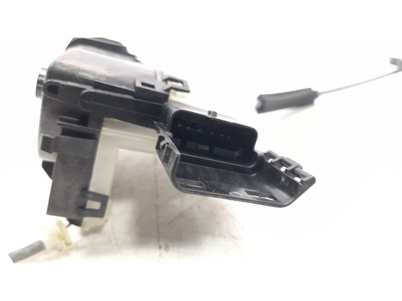 Recambio de cerradura puerta trasera izquierda para peugeot 2008 (p1) 1.2 puretech referencia OEM IAM 9844443280  