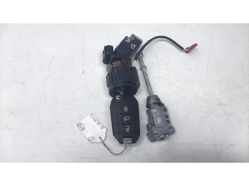 Recambio de conmutador de arranque para peugeot 2008 (p1) 1.2 puretech referencia OEM IAM 6160C1  