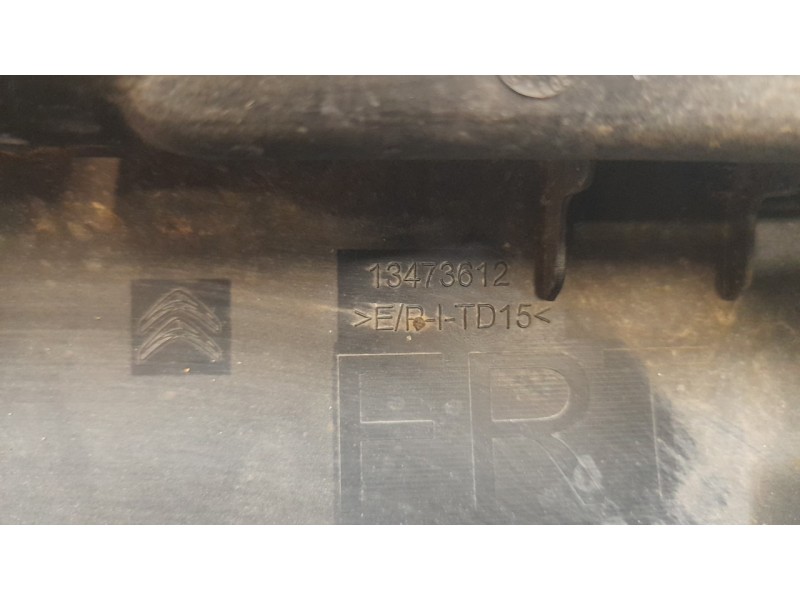 Recambio de estribos laterales para citroen c3 aircross feel referencia OEM IAM 13473612  