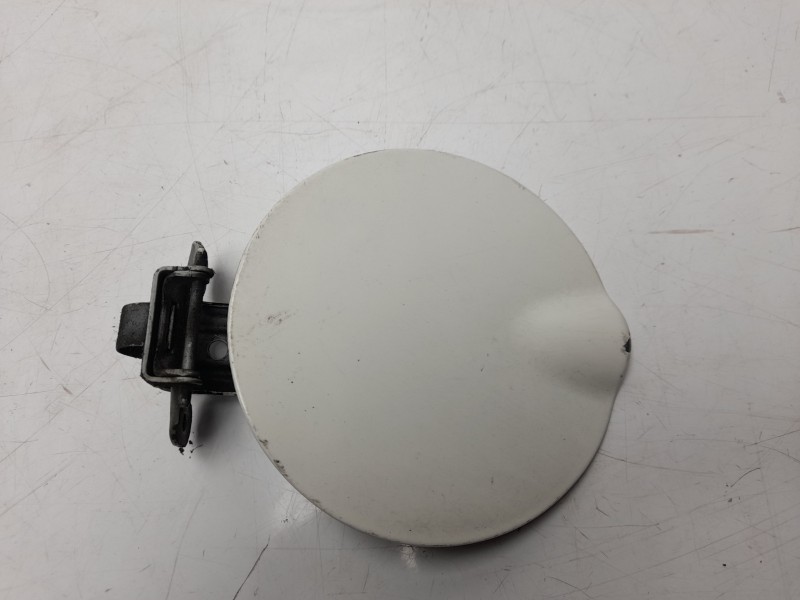 Recambio de tapa exterior combustible para fiat freemont (345) urban 4wd referencia OEM IAM 05076926AD  