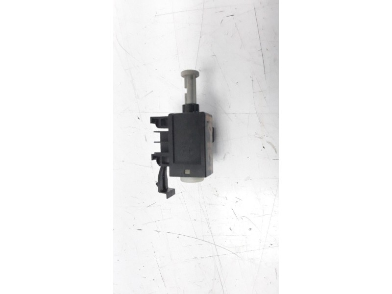 Recambio de interruptor para ford kuga (cbs) 2.0 tdci cat referencia OEM IAM 6G9T11A152AA  
