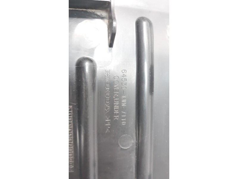 Recambio de cubrecarter para honda pcx 125 referencia OEM IAM 64530KWN711  