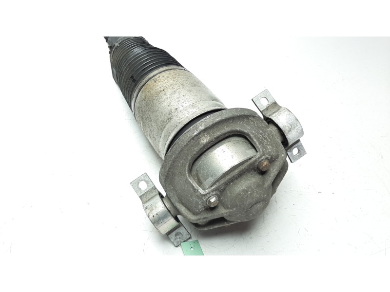 Recambio de amortiguador trasero derecho para audi q7 (4l) 3.0 tdi referencia OEM IAM 7L8616020  