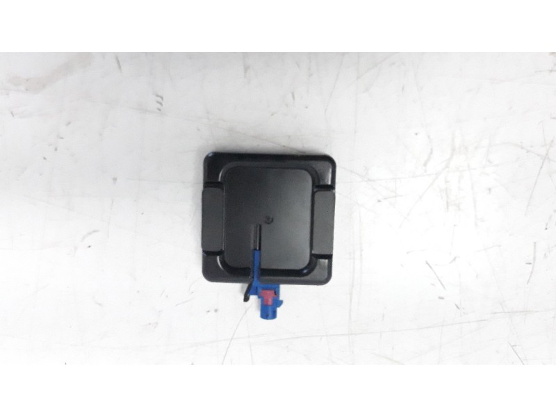 Recambio de antena para ford kuga (cbs) 2.0 tdci cat referencia OEM IAM GCPT19C175AA  
