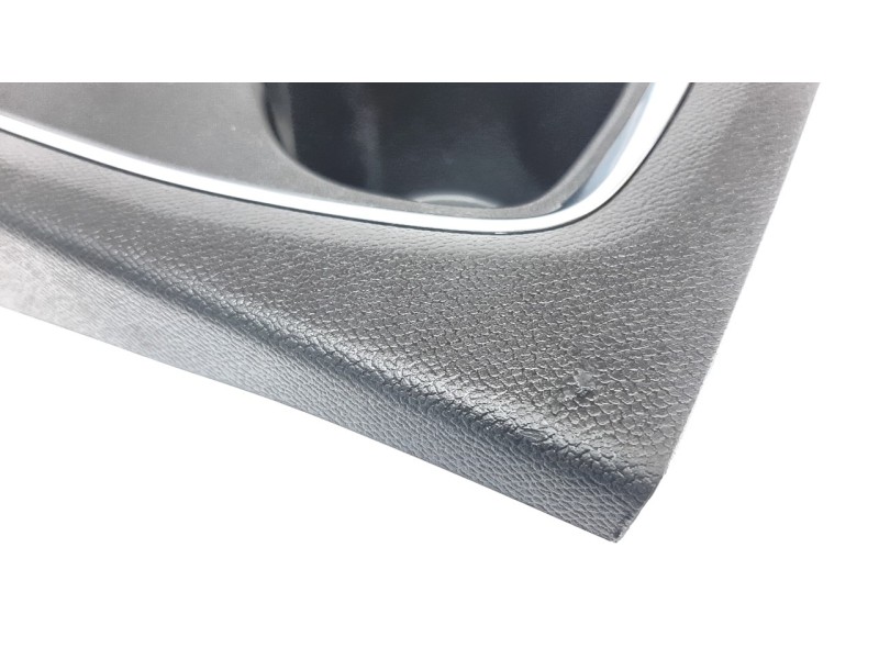 Recambio de moldura para opel corsa f gs referencia OEM IAM 9829538980  