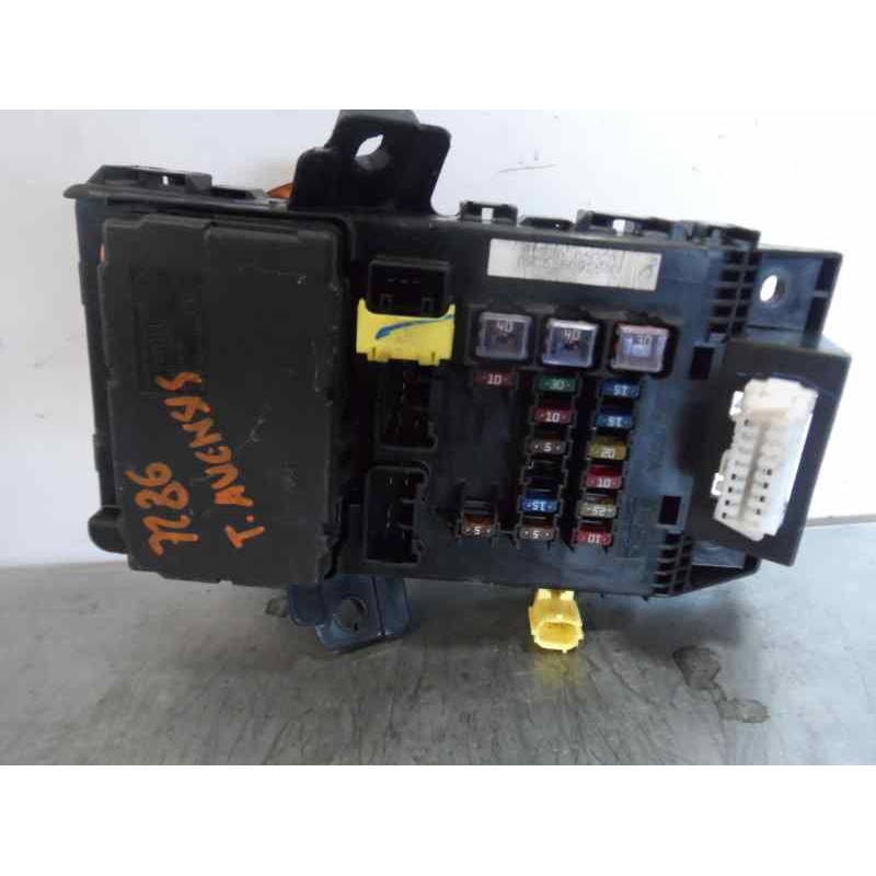 Recambio de caja reles / fusibles para toyota avensis berlina (t 22) 2.0 sol (4-ptas.) referencia OEM IAM 8264105011 8264105011 