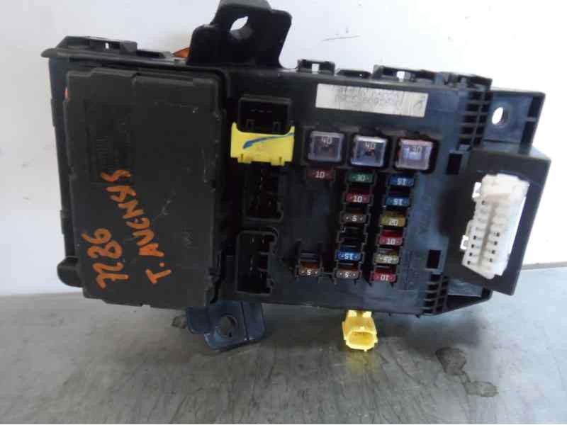 Recambio de caja reles / fusibles para toyota avensis berlina (t 22) 2.0 sol (4-ptas.) referencia OEM IAM 8264105011 8264105011 