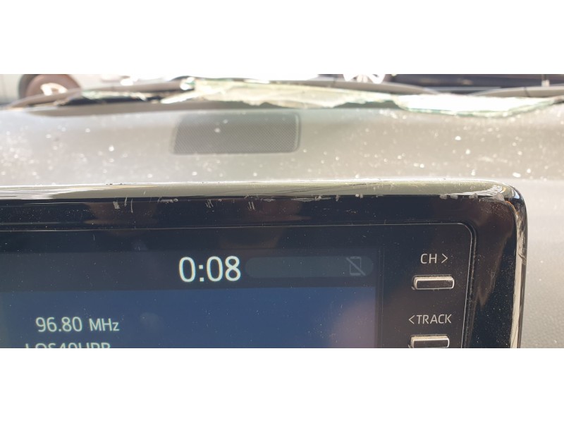 Recambio de sistema navegacion gps para toyota yaris cross hybrid fwd style referencia OEM IAM 86140YP042  