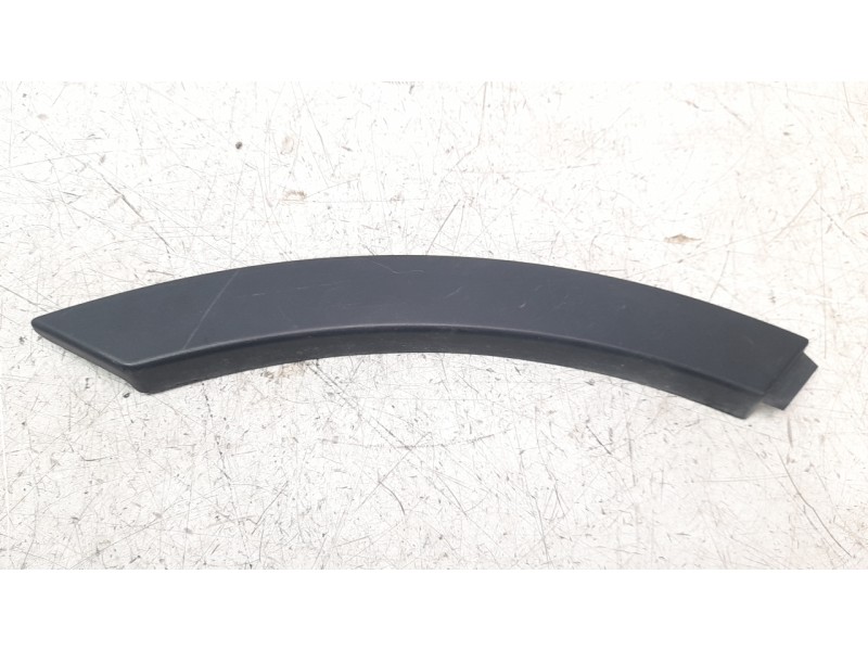 Recambio de aletin trasero derecho para land rover evoque 2.2 sd4 cat referencia OEM IAM BJ3216A332AC  