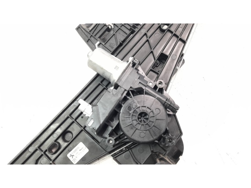 Recambio de elevalunas trasero izquierdo para peugeot 2008 (p1) 1.2 puretech referencia OEM IAM 9830003080  