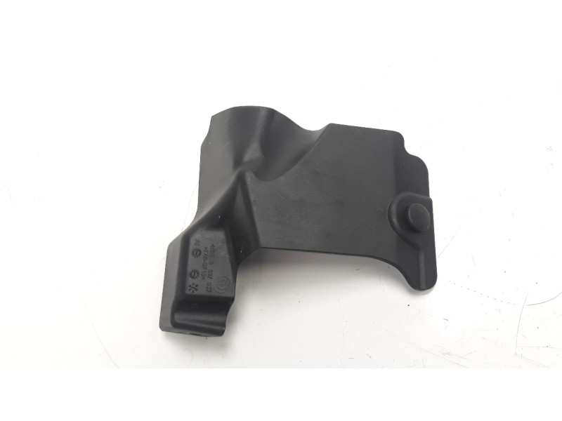 Recambio de moldura para bmw r 1250 r referencia OEM IAM 46638537937  