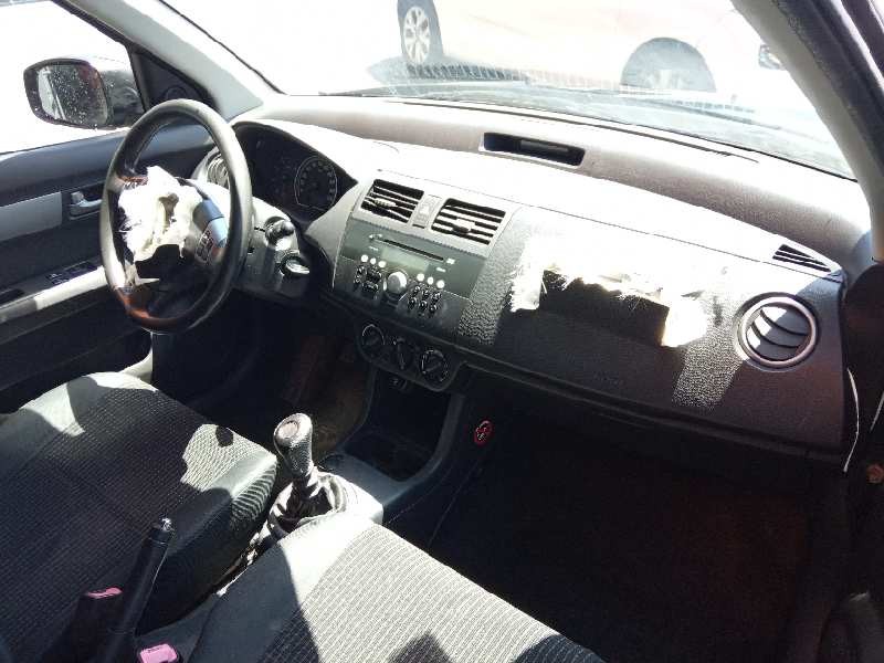 suzuki swift berlina (mz) del año 2006