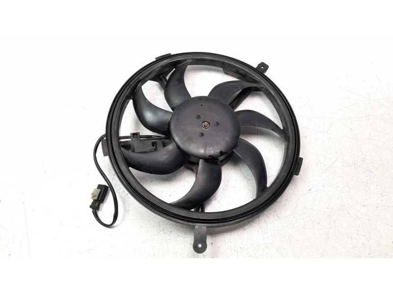 Recambio de electroventilador para mini clubman (r55) 1.6 16v cat referencia OEM IAM 16611900AC1  