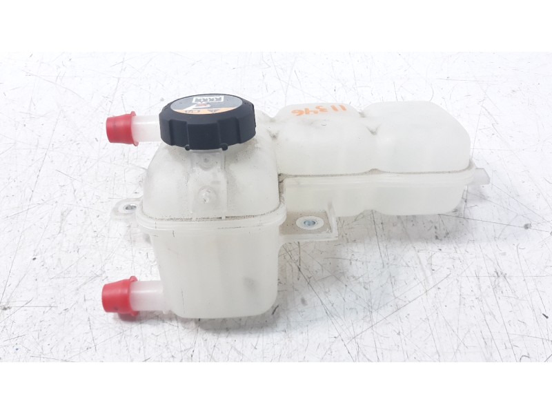 Recambio de deposito expansion para hyundai ioniq referencia OEM IAM 25430G2800  