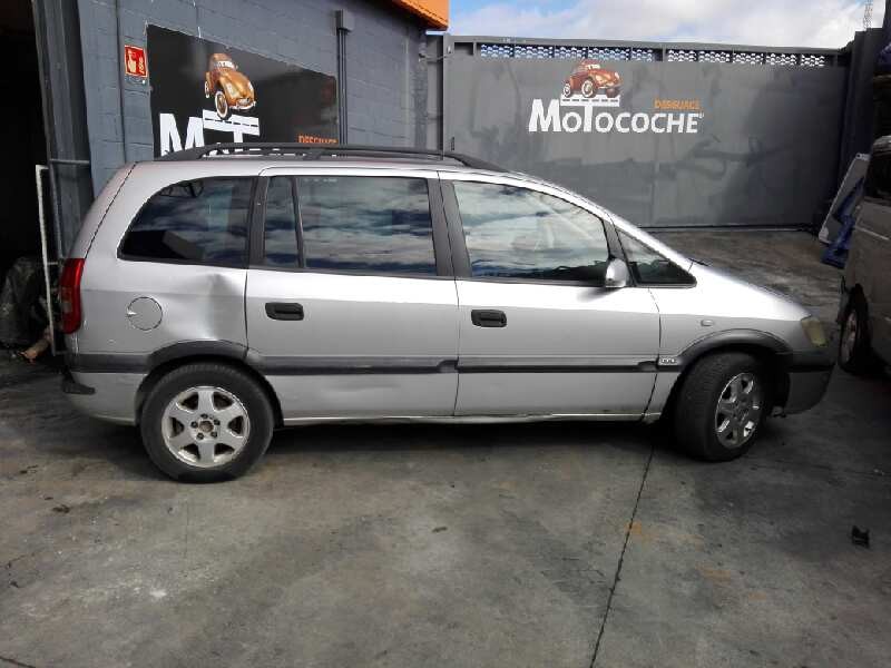 opel zafira a del año 1999
