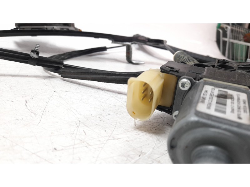 Recambio de elevalunas delantero derecho para mini clubman (r55) 1.6 16v cat referencia OEM IAM 51332756084  
