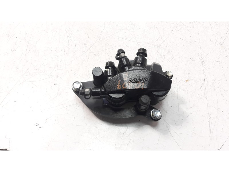 Recambio de pinza de freno delantera izquierda para honda pcx 125 referencia OEM IAM 45150K29D02  