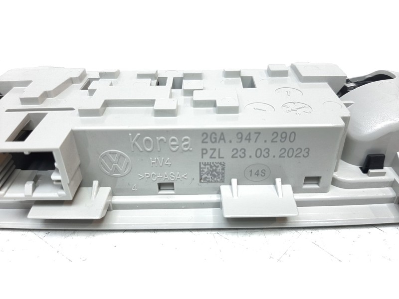 Recambio de luz interior para volkswagen polo vi (ae1) basis referencia OEM IAM 2GA947290PZL  