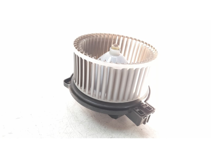 Recambio de ventilador calefaccion para mazda cx-5 2.2 turbodiesel cat referencia OEM IAM 8727006510  