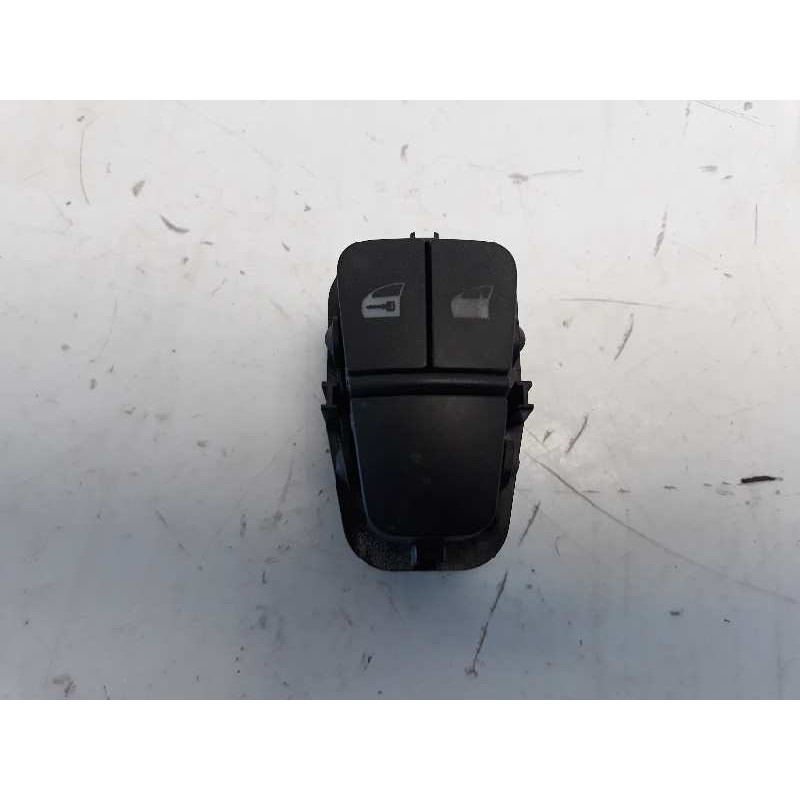 Recambio de mando elevalunas delantero izquierdo para fiat croma (194) 1.9 8v multijet active referencia OEM IAM   