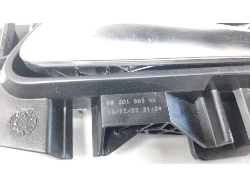 Recambio de maneta interior delantera izquierda para peugeot 2008 (p1) 1.2 puretech referencia OEM IAM 98201553VV  